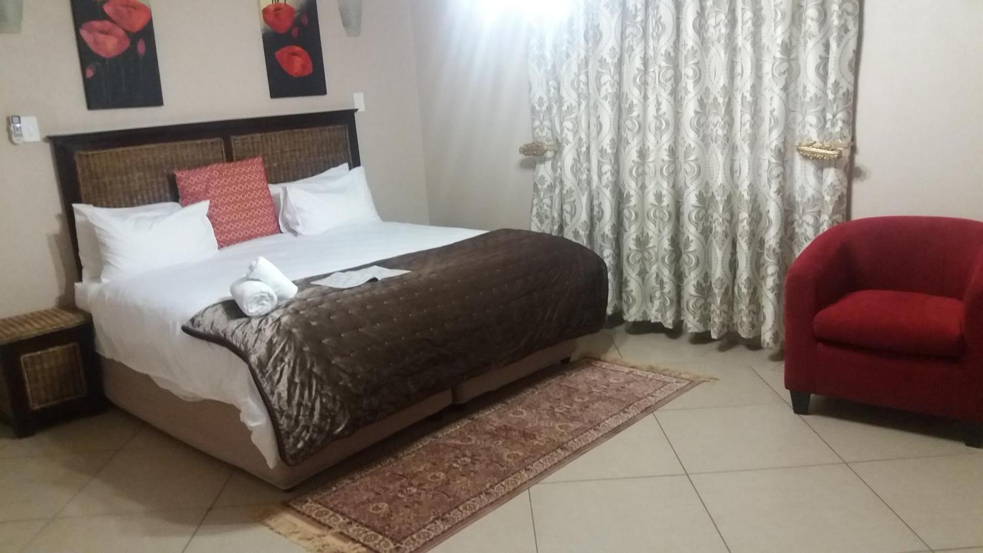 Nongoma Lodge & Inn Cc Habitación foto